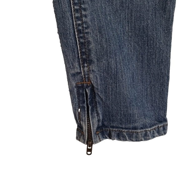 Zara Jeans Slight Distress Zipper Hem Size 6 - Picture 3 of 8